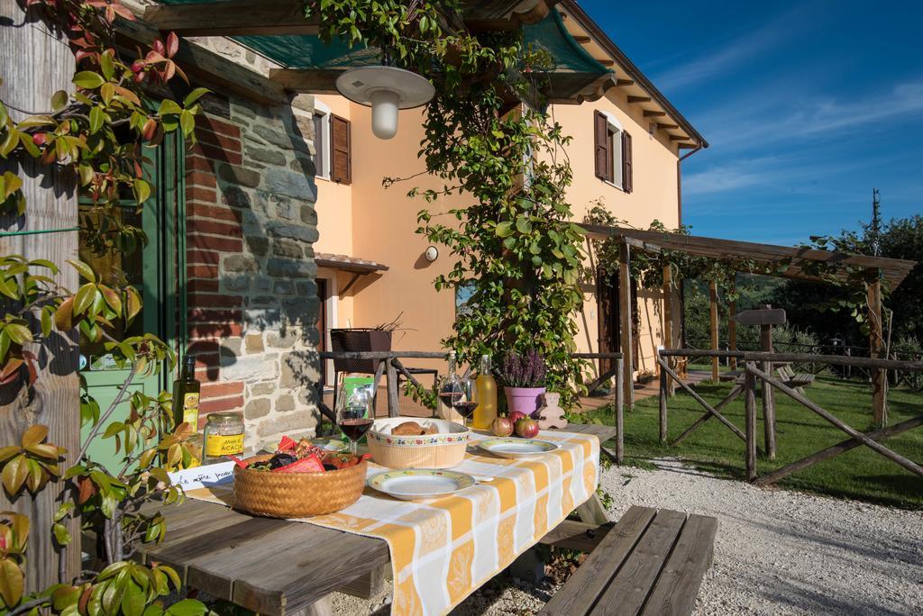 Agriturismo La Coccinella Valfabbrica Exterior photo